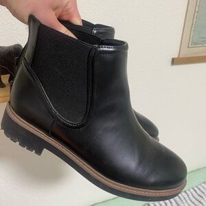 Black Chelsea Boots